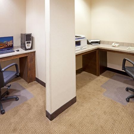 Holiday Inn Express Hotel & Suites Eagle Pass By Ihg Perniagaan gambar