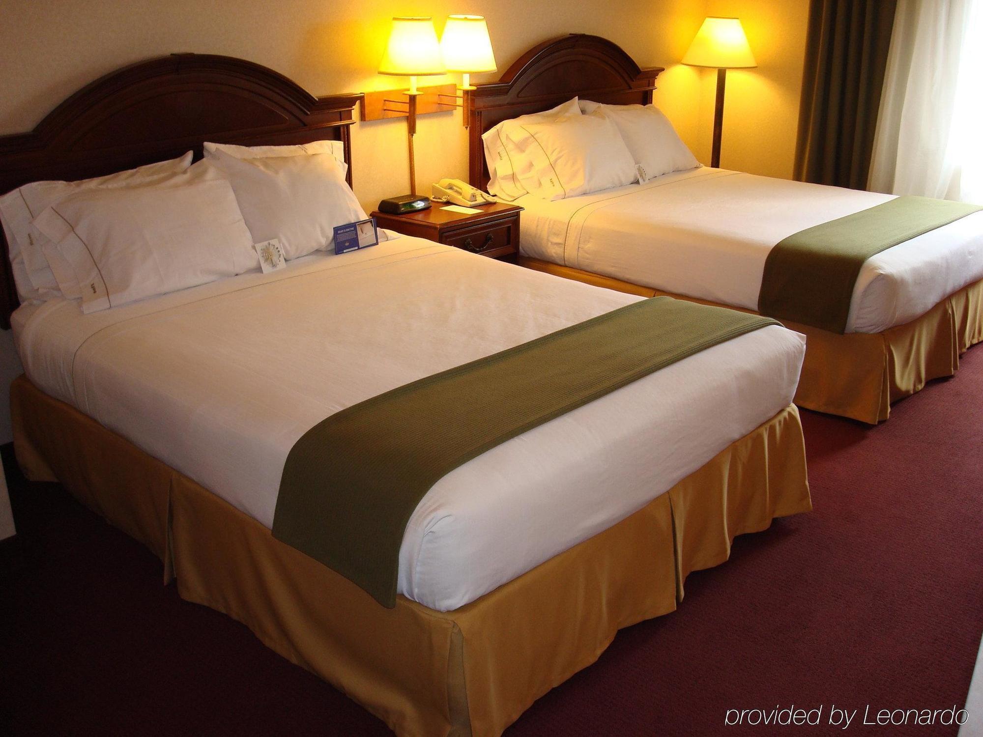Holiday Inn Express Hotel & Suites Eagle Pass By Ihg Bilik gambar